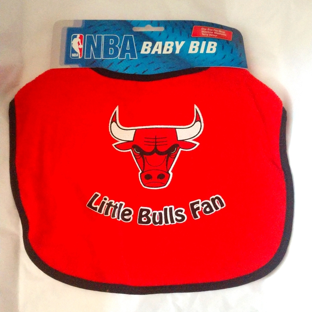 NBA Chicago Bulls Basketball Team Baby Bib NWT